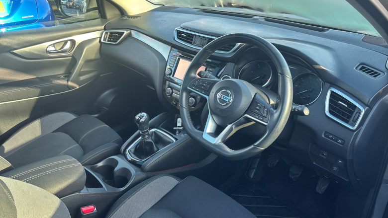 Nissan Qashqai 1.5 dCi N-Connecta 5dr Diesel Hatchback